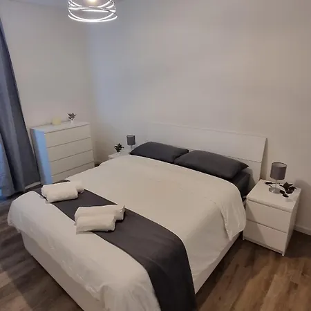 Centro Secret Garden Apartment