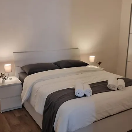 Centro Secret Garden Apartment